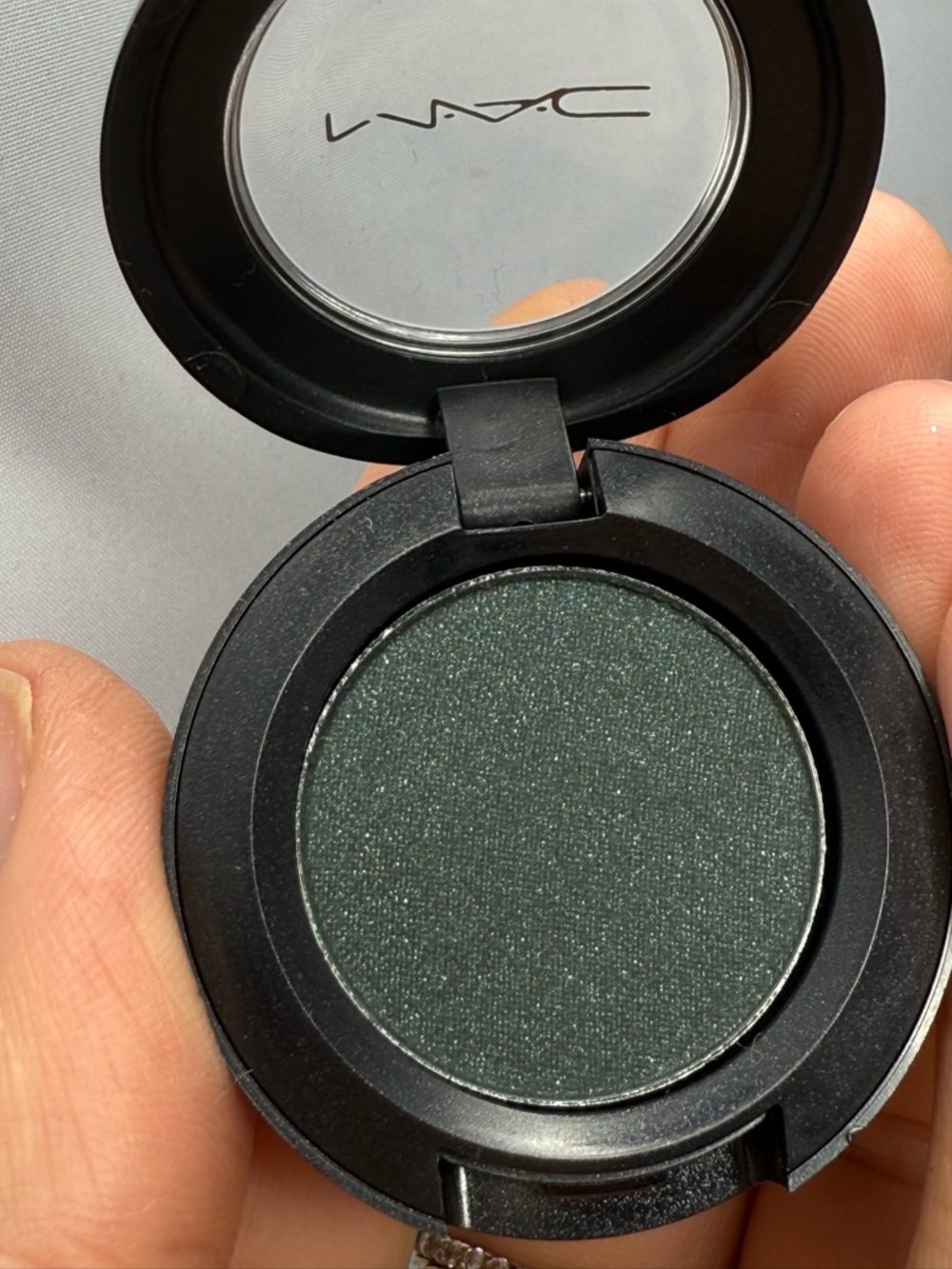 MAC Cosmetics Eye Shadow - Shimmery Charcoal Gray - eat, love!